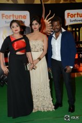 Celebs at IIFA Utsavam 2016